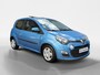 Renault Twingo 1.2 16V Parisienne | Zeer nette auto | Open dak | Bluetooth Radio | Airconditioning | Afneembare Trekhaak | 12 maanden BOVAG garantie |