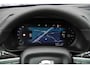 Volvo EX40 Single Motor Extended Range Ultra Black Edi 82 kWh | Europa | Harman Kardon audio | 20" | Schuif-/kanteldak | Getint Glas | Elektrische stoelverstelling | Nubuck bekleding | Adaptive Cruise Control | Dodehoekdetectie |