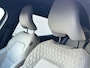 Renault Clio 1.6 E-Tech Hybrid 140 Initiale Paris | Navigatie | Camera | Premium Audio | Verwarmbare Voorstoelen | Trekhaak |