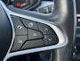 Renault Clio 1.6 E-Tech Hybrid 140 Initiale Paris | Navigatie | Camera | Premium Audio | Verwarmbare Voorstoelen | Trekhaak |