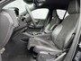 Volvo XC40 T3 R-Design Aut | Trekhaak | Stoel- en Stuurverwarming | Achteruitrijcamera | Parkeersensoren Voor en Achter | 19 Inch Velgen | Voorruitverwarming | Getint Glas | Keyless | Navigatie | Apple Carplay / Android Auto | Nubuck Bekleding |