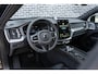 Volvo XC60 T8 Plug-in hybrid AWD Ultra Dark Exec. Ed. | Bowers & Wilkins | Luchtvering | Stoelmassage & Ventilatie | Gelaagd glas | Head-up Display | 22'' |