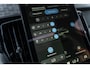 Volvo XC60 T8 Plug-in hybrid AWD Ultra Dark Exec. Ed. | Bowers & Wilkins | Luchtvering | Stoelmassage & Ventilatie | Gelaagd glas | Head-up Display | 22'' |