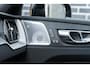 Volvo XC60 T8 Plug-in hybrid AWD Ultra Dark Exec. Ed. | Bowers & Wilkins | Luchtvering | Stoelmassage & Ventilatie | Gelaagd glas | Head-up Display | 22'' |