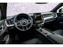 Volvo XC60 T6 335 pk Plug-in hybrid AWD Essential | Trekhaak 2.250 kg | Lederen Bekleding | Extra getint glas | Driver Assist | Climate line | 19" | All Season Banden | Charcoal Hemelbekleding | Park Assist Voor en Achter |