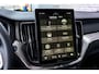 Volvo XC60 T6 335 pk Plug-in hybrid AWD Essential | Trekhaak 2.250 kg | Lederen Bekleding | Extra getint glas | Driver Assist | Climate line | 19" | All Season Banden | Charcoal Hemelbekleding | Park Assist Voor en Achter |