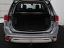 Mitsubishi Outlander 2.4 PHEV Pure | SOH 71% | Camera | Stoelverwarming | Trekhaak |