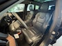 Volvo XC60 B5 Ultimate Bright | FULL OPTIONS | Trekhaak | Luchtvering | Stoelmassage / ventilatie | PDC V+A en 360 Camera | Panoramadak | Gelamineerde ruiten |