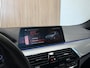 BMW 5-Serie 530i High Executive - M SPORT - LEDEREN DASHBOARD - SCHUIFDAK - 19 INCH - NAPPA LEER - DISPLAY SLEUTEL