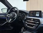 BMW 5-Serie 530i High Executive - M SPORT - LEDEREN DASHBOARD - SCHUIFDAK - 19 INCH - NAPPA LEER - DISPLAY SLEUTEL