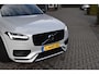 Volvo XC90 2.0 T8 Recharge AWD R-Design *Orig. NL* | Panorama | Trekhaak | Luchtvering | B&W Audio | 22'' Wielen | Head- Up |