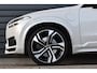 Volvo XC90 2.0 T8 Recharge AWD R-Design *Orig. NL* | Panorama | Trekhaak | Luchtvering | B&W Audio | 22'' Wielen | Head- Up |