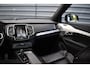 Volvo XC90 2.0 T8 Recharge AWD R-Design *Orig. NL* | Panorama | Trekhaak | Luchtvering | B&W Audio | 22'' Wielen | Head- Up |