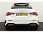 Mercedes-Benz A-klasse 200 Business Solution AMG Pano-dak Elek.Trekhaak Carplay