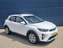 Kia Stonic 1.0 T-GDi MHEV DynamicPlusLine | Stoelverwarming | Navigatie | Parkeercamera | Climate control |