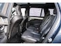 Volvo XC90 2.0 T8 Plug-in hybrid AWD Ultra Black Edition | Black Pack | Bowers & Wilkins Audio | Luchtvering | Adaptieve Cruise Control | Pilot Assist | Massage & Ventilatie | Gelamineerde Zijruiten Rondom | Getint Glas | Zitverlenging | Trekhaak