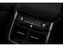 Volvo XC90 2.0 T8 Plug-in hybrid AWD Ultra Black Edition | Black Pack | Bowers & Wilkins Audio | Luchtvering | Adaptieve Cruise Control | Pilot Assist | Massage & Ventilatie | Gelamineerde Zijruiten Rondom | Getint Glas | Zitverlenging | Trekhaak