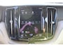 Volvo XC60 2.0 Recharge T6 AWD R-Design WIT LEER / PANORAMADAK