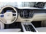 Volvo XC60 2.0 Recharge T6 AWD R-Design WIT LEER / PANORAMADAK