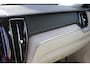 Volvo XC60 2.0 Recharge T6 AWD R-Design WIT LEER / PANORAMADAK