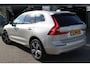 Volvo XC60 2.0 Recharge T6 AWD R-Design WIT LEER / PANORAMADAK