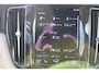 Volvo XC60 2.0 Recharge T6 AWD R-Design WIT LEER / PANORAMADAK