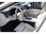 Volvo XC60 2.0 Recharge T6 AWD R-Design WIT LEER / PANORAMADAK