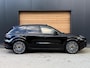 Porsche Cayenne 3.0 E-Hybrid Black Edition MASSAGE|PASSENGER-DISPLAY|SPORTUITLAAT|TREKHAAK|PANO|BOSE