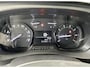 Toyota ProAce Worker 2.0 D-4D Professional | Leder | Treeplanken | Dakdrager | Navi + Camera | Dealer onderhouden |