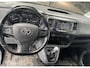 Toyota ProAce Worker 2.0 D-4D Professional | Leder | Treeplanken | Dakdrager | Navi + Camera | Dealer onderhouden |