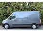 Renault Master T35 2.3 dCi L2H2 Energy 146PK | Airco | Navigatie | Trekhaak | 3-zits