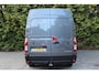 Renault Master T35 2.3 dCi L2H2 Energy 146PK | Airco | Navigatie | Trekhaak | 3-zits