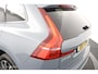 Volvo XC60 2.0 T6 Plug-in hybrid AWD Plus Dark | Trekhaak | Pano | SOH 96.3 | 360cam | Adapt. Cruise