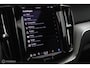 Volvo XC60 2.0 T6 Plug-in hybrid AWD Plus Dark | Trekhaak | Pano | SOH 96.3 | 360cam | Adapt. Cruise