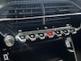 Peugeot e-2008 EV Allure Avantage 54 kWh | Camera | Cruise Control | Navigatie | Apple CarPlay/Android Auto