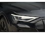 Audi E-tron e-tron 50 quattro Launch edition Black 71 kWh | Black Edition | Panoramadak | Memory Seat | Luchtvering | Adaptive Cruise Control | Keyless | Matrix LED | Trekhaak | Stoelverwarming | NAP | SOH 94,39%
