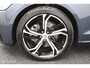 Volvo V60 2.0 B4 Ultra Dark | Pano | 360° | Harman Kardon | Adapt. Cruise | HUD | Keyless