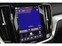 Volvo V60 2.0 B4 Ultra Dark | Pano | 360° | Harman Kardon | Adapt. Cruise | HUD | Keyless