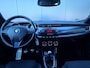 Alfa Romeo Giulietta 1.4 T Distinctive | Schuifkanteldak | Goed onderhouden | Half lederen bekleding | Cruise control |