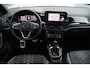 Volkswagen T-Roc 1.5 TSI R-Line | Pano | Trekhaak | Camera |