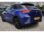 Volkswagen T-Roc 1.5 TSI R-Line | Pano | Trekhaak | Camera |