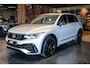 Volkswagen Tiguan 1.4 TSI eHybrid, 245 PK, Facelift, R/Line/In/Exterieur, Pano/Dak, Matrix/LED, Camera, Plug/In, Navigatie, 2022!!