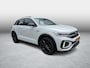 Volkswagen T-Roc 1.5 TSI R-Line | Nieuw model | Black style | Panoramadak | Adaptieve Cruise Control |