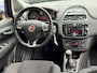 Fiat Punto Evo 0.9 TwinAir Lounge 2017 ZWART AIRCO APK NAP!