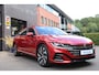 Volkswagen Arteon Shooting Brake 1.4 TSI eHybrid R-Line Pano/IQ.Light/360/Navi Pro/Head-up/Keyless/Elek. lederen R Sportstoelen/DCC/ACC/Virtual Cockpit/Trekhaak wegkl.
