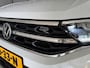 Volkswagen T-Roc TSI 110PK R-LINE BUSINESS CAMERA/MASSAGE/IQ.LIGHT