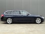 BMW 3-Serie Touring 320d EDE Corporate Lease Essential * LEER * GR NAVI * 1e EIGENARESSE !!