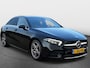Mercedes-Benz A-klasse 180 AMG-line | Sfeerled | Widescreen | Stoelverwarming | Camera | Navi