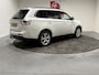 Mitsubishi Outlander 2.0 Intense+, Automaat, 7 persoons, Clima, Cruise, Trekhaak, Camera, Dealer o.h., Isofix, Prijs incl. apk, beurt en 3 mnd garantie