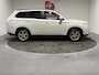 Mitsubishi Outlander 2.0 Intense+, Automaat, 7 persoons, Clima, Cruise, Trekhaak, Camera, Dealer o.h., Isofix, Prijs incl. apk, beurt en 3 mnd garantie